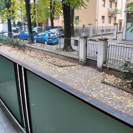 Stabia House Lägenhet Parma Exteriör bild
